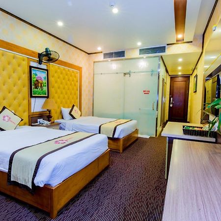 Hoa Dao Hotel Hòa Bình Esterno foto