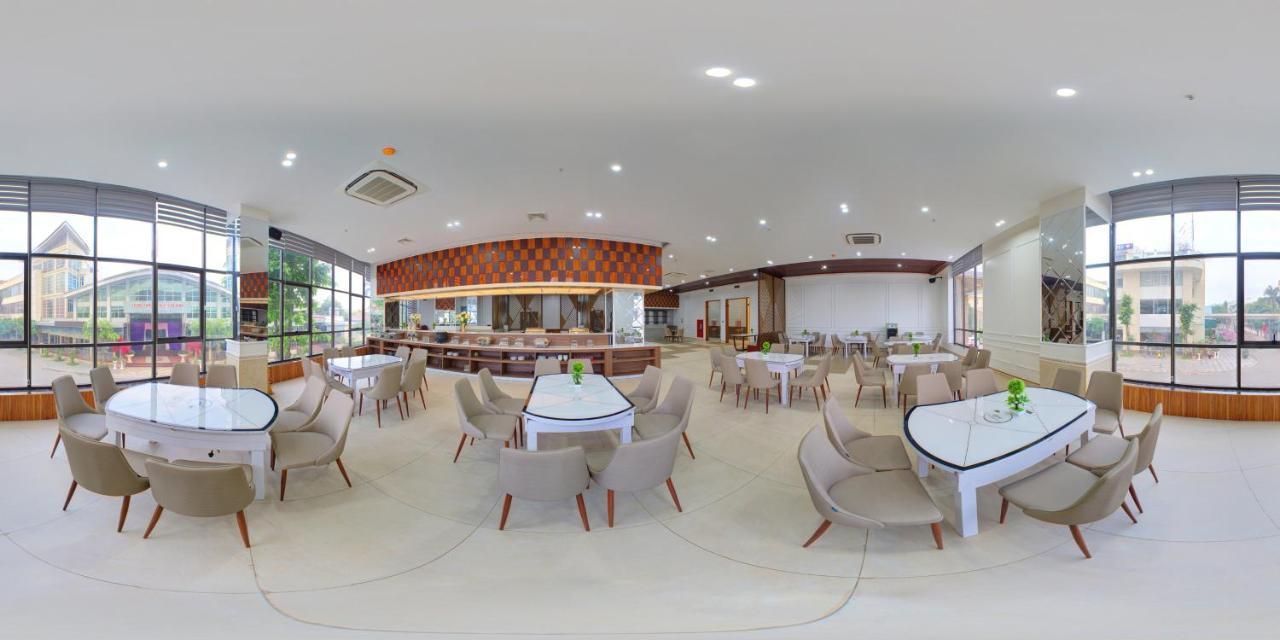 Hoa Dao Hotel Hòa Bình Esterno foto