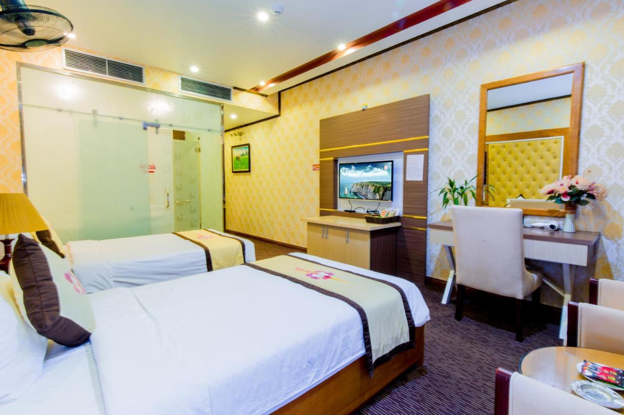 Hoa Dao Hotel Hòa Bình Esterno foto