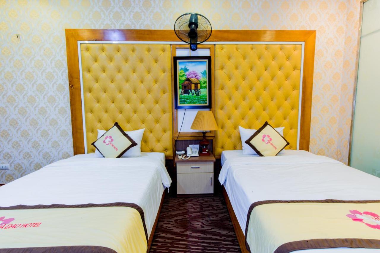 Hoa Dao Hotel Hòa Bình Esterno foto