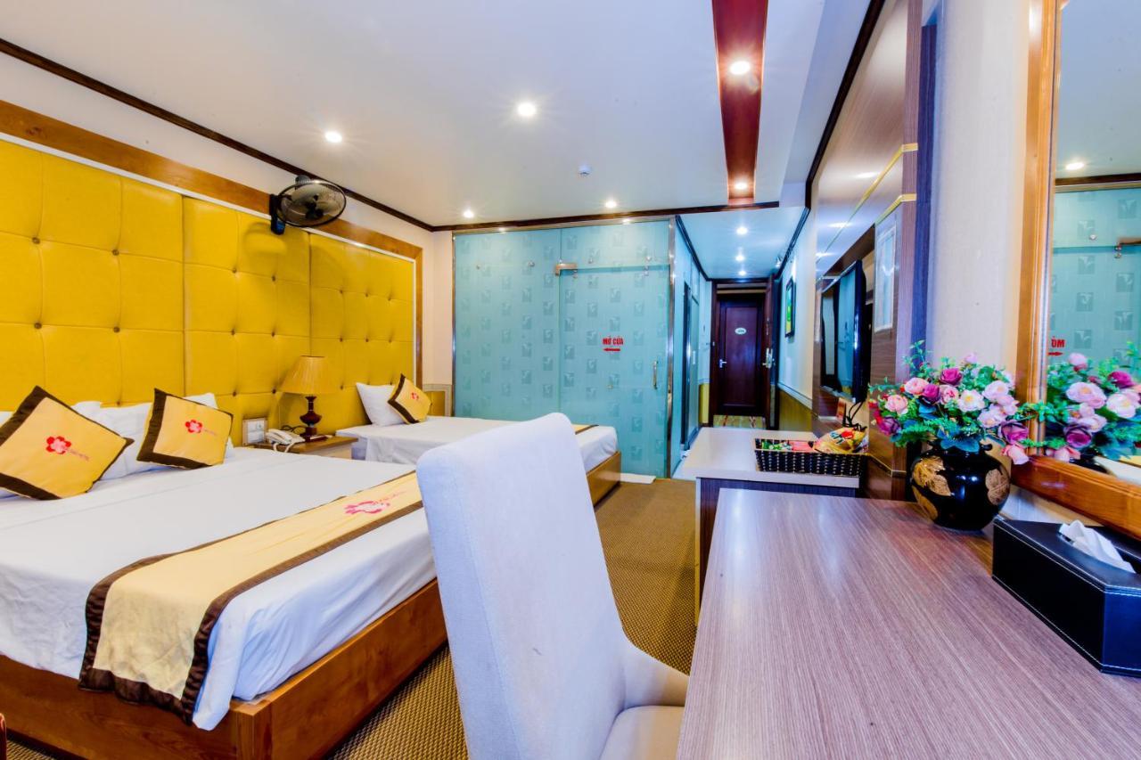 Hoa Dao Hotel Hòa Bình Esterno foto