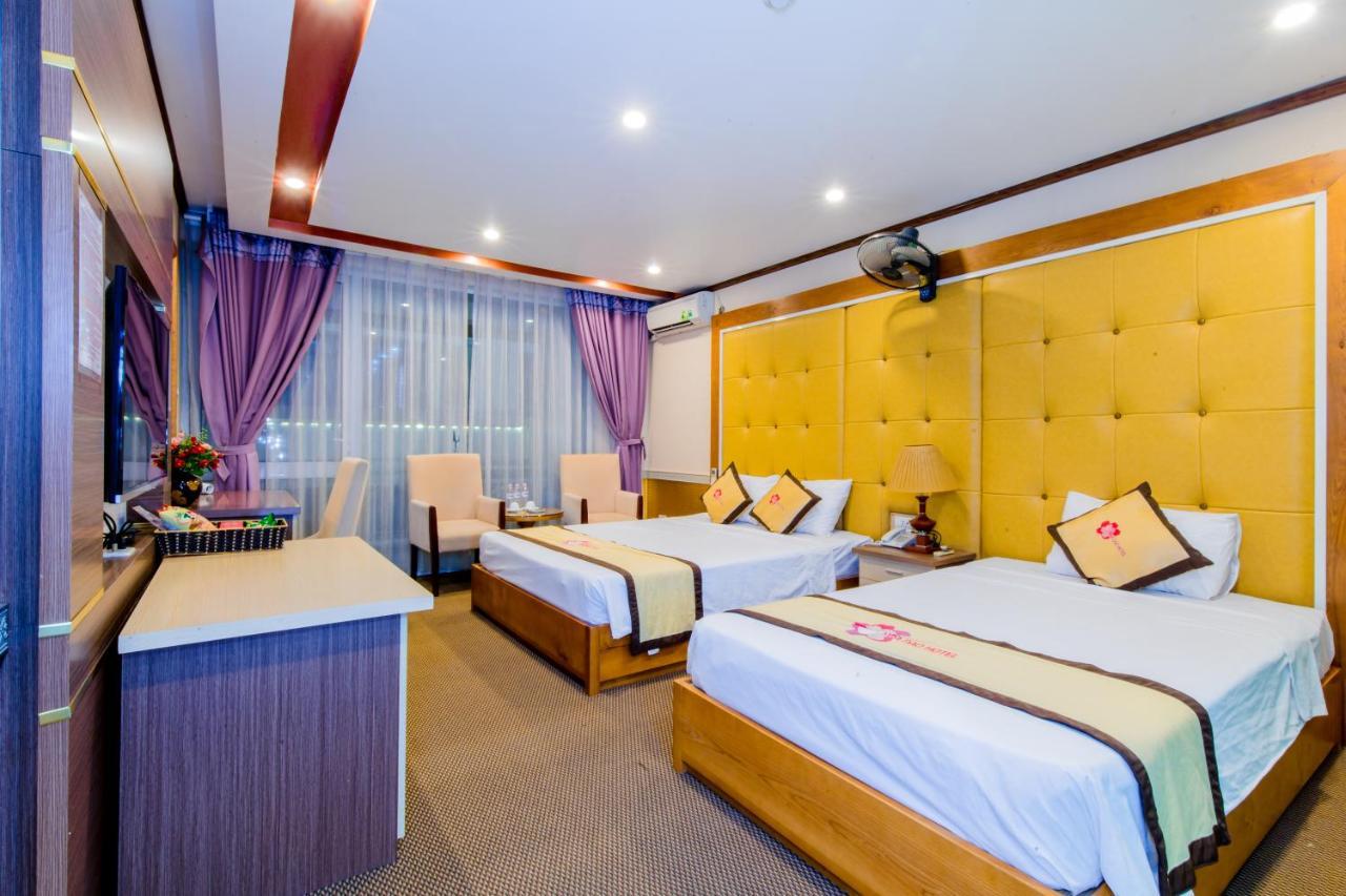 Hoa Dao Hotel Hòa Bình Esterno foto