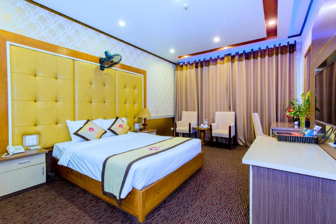Hoa Dao Hotel Hòa Bình Esterno foto