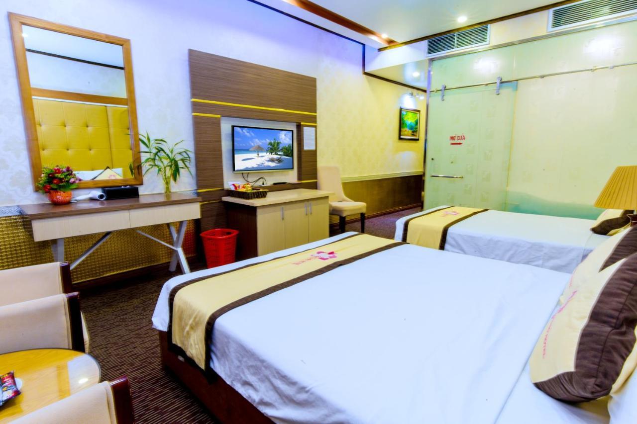 Hoa Dao Hotel Hòa Bình Esterno foto