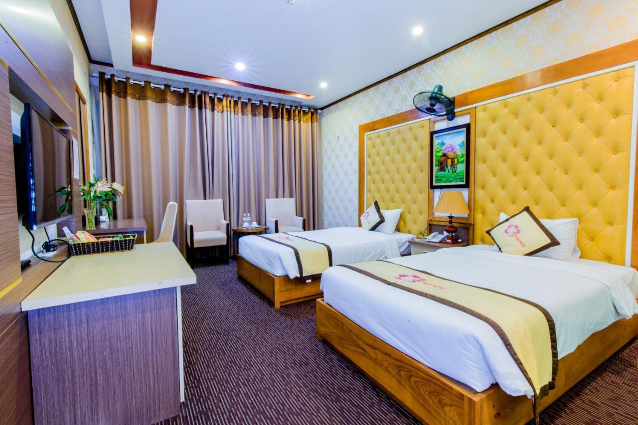 Hoa Dao Hotel Hòa Bình Esterno foto