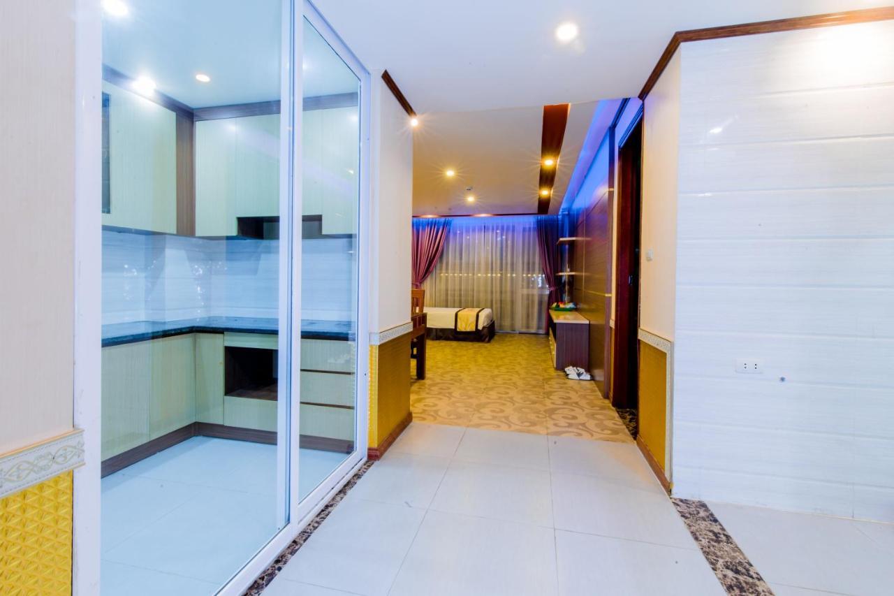 Hoa Dao Hotel Hòa Bình Esterno foto