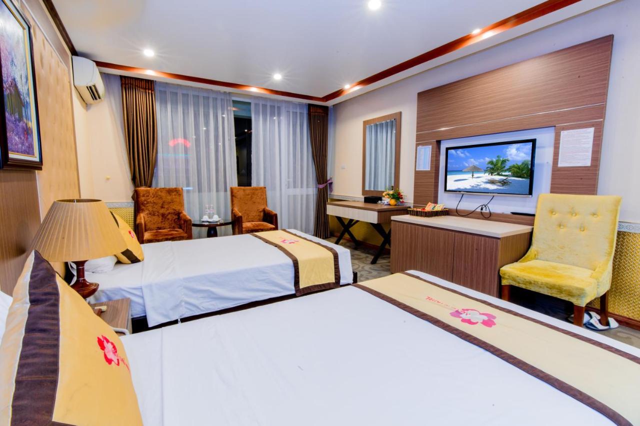 Hoa Dao Hotel Hòa Bình Esterno foto